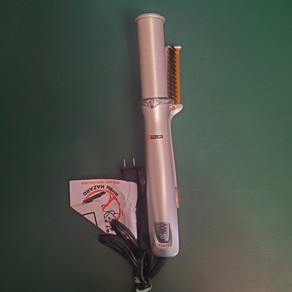InStyler Rotating Iron IS1001 Silver Hair Curler Straightener Tre Milano 135W